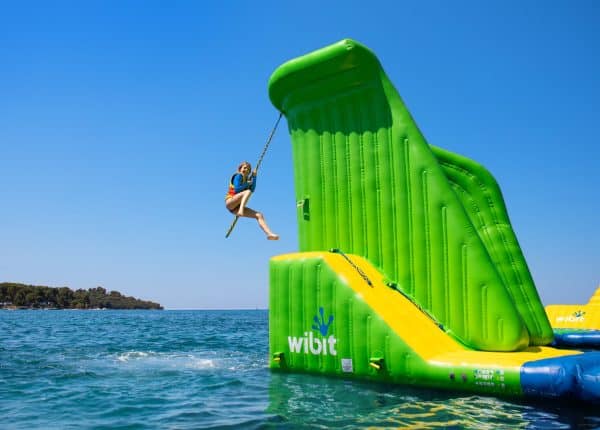CornerSwing